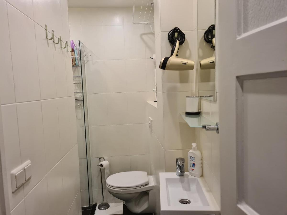 1 Bedroom 15 Min By Tram To Amsterdam Centre! エクステリア 写真