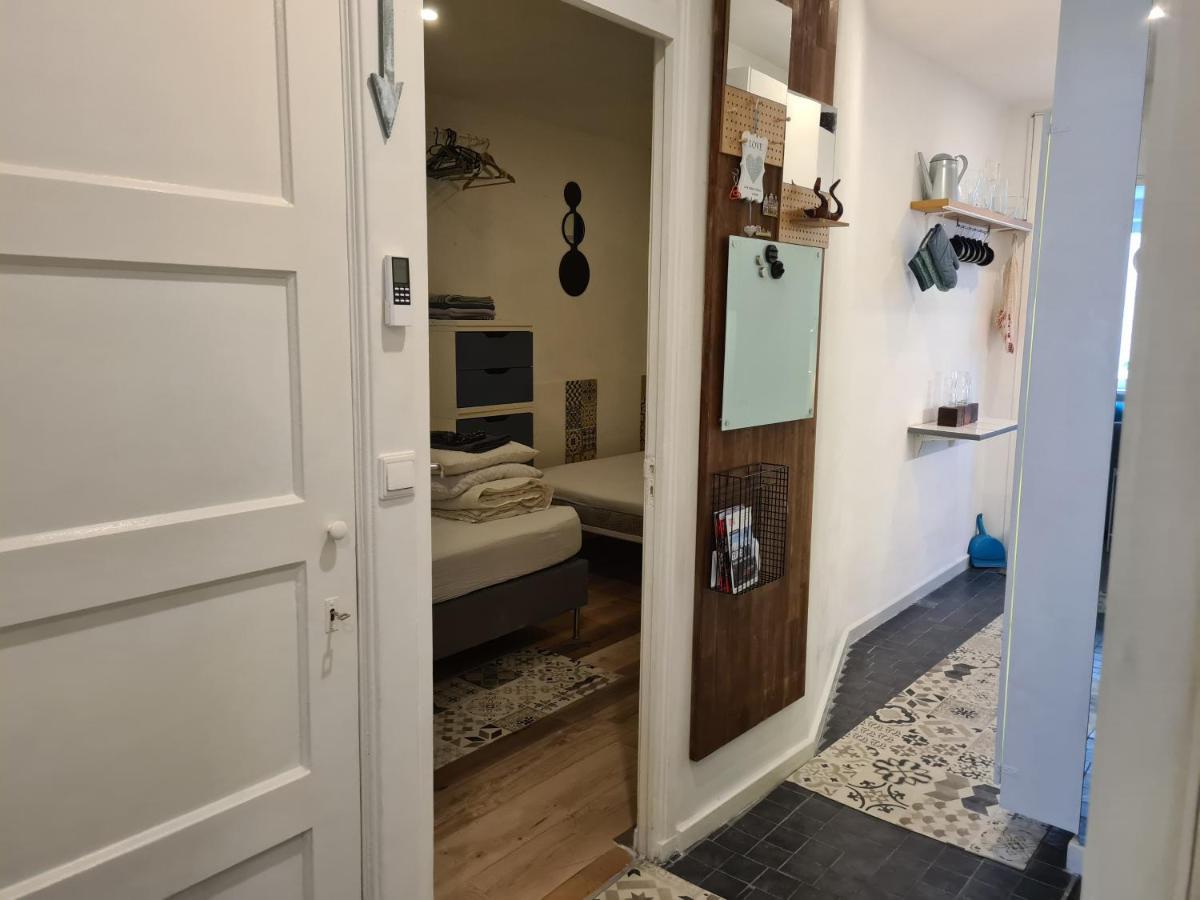 1 Bedroom 15 Min By Tram To Amsterdam Centre! エクステリア 写真